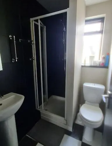 Little House In The City *